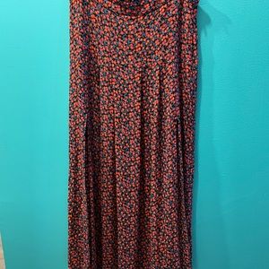 Zara- long skirt- Like NEW- Size S